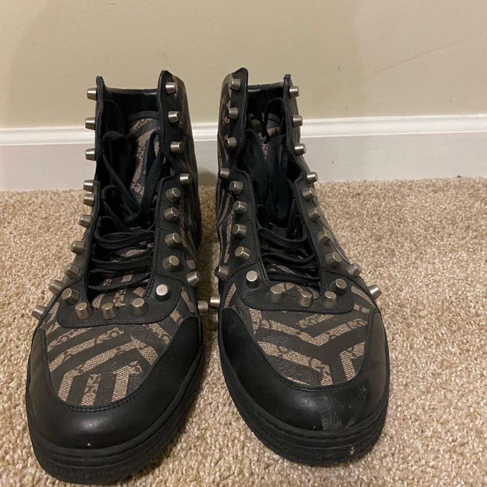 Mens Gucci sneakers